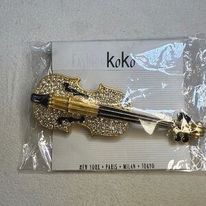 1980-1990s Vintage Koko Gold-tone Rhinestone Violin Brooch